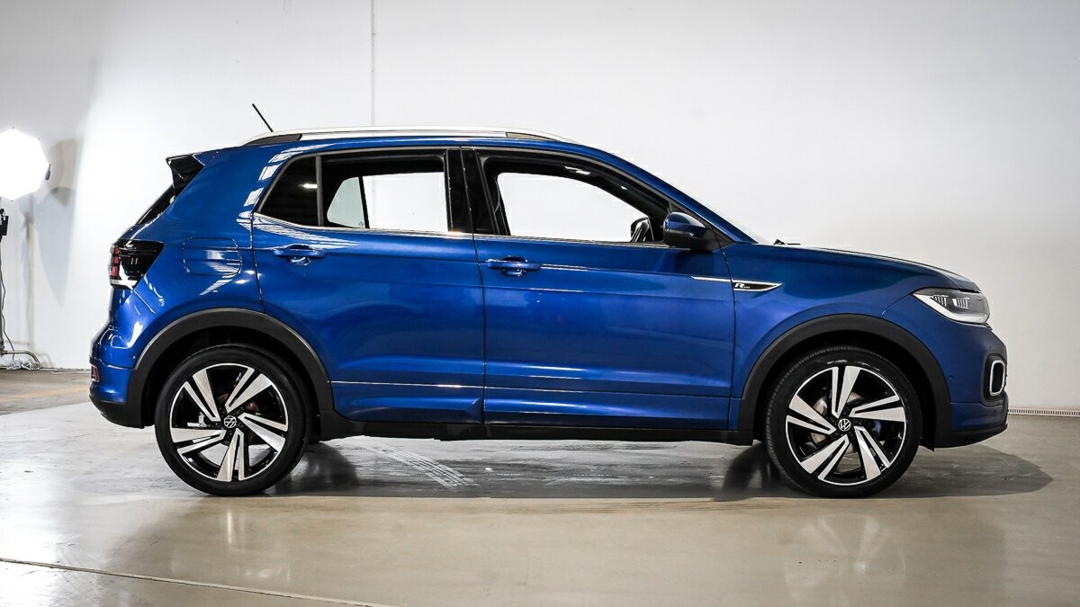 Volkswagen T-cross image 3