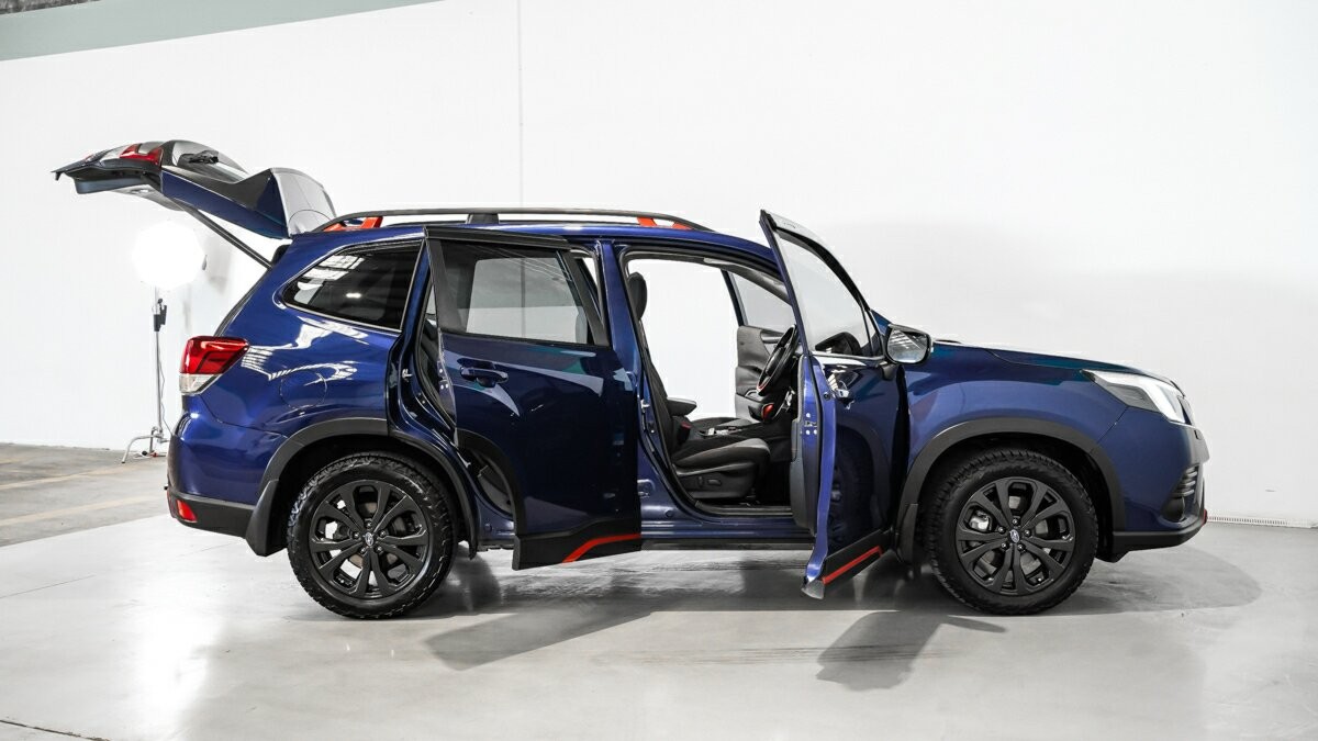 Subaru Forester image 4