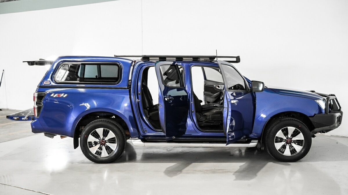 Isuzu D-max image 4