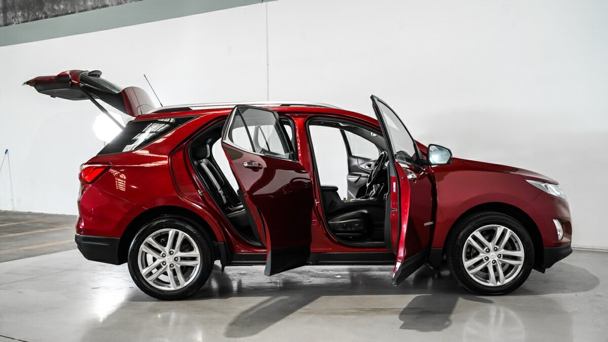 Holden Equinox image 4