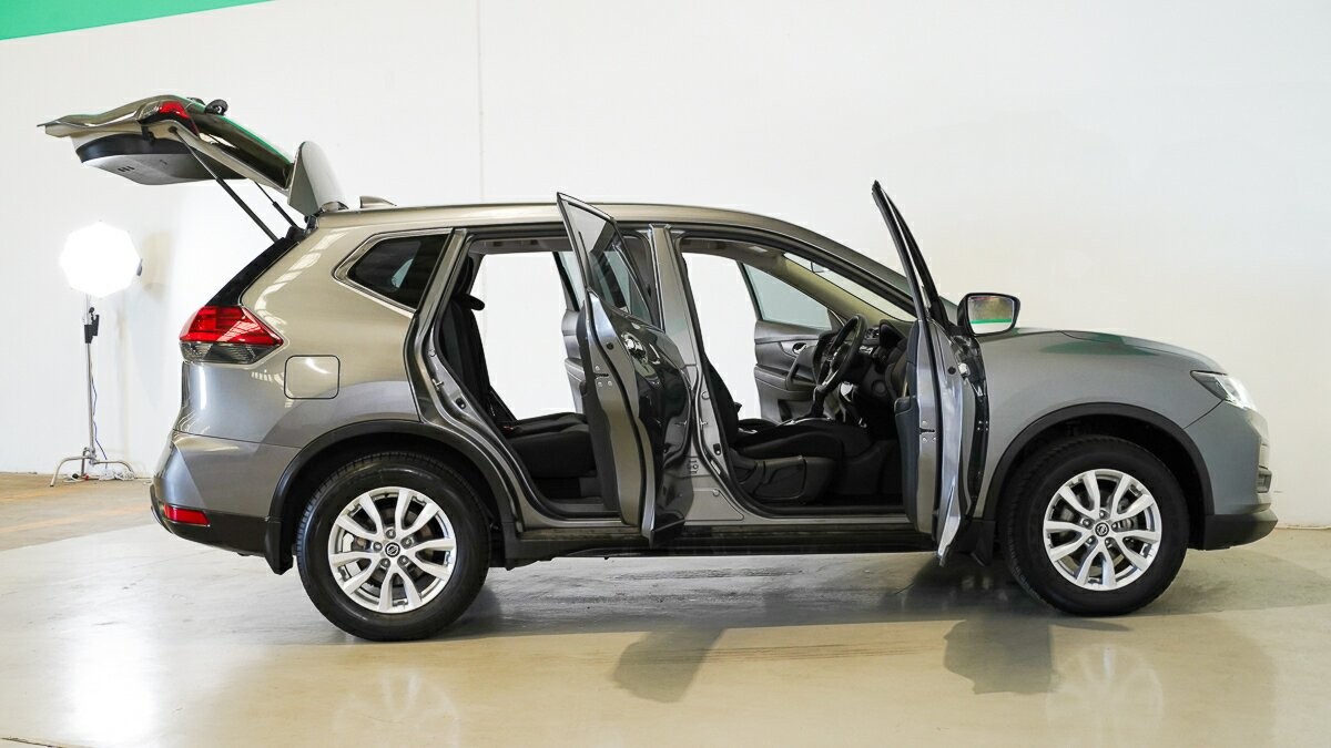 Nissan X-trail image 4