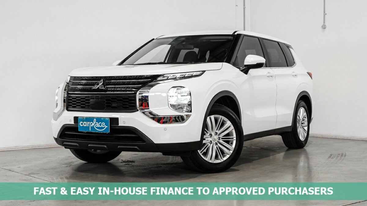 Mitsubishi Outlander image 1