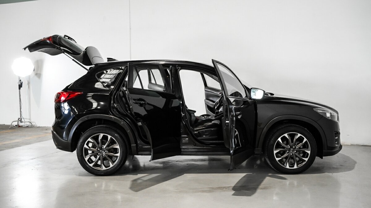 Mazda Cx-5 image 4