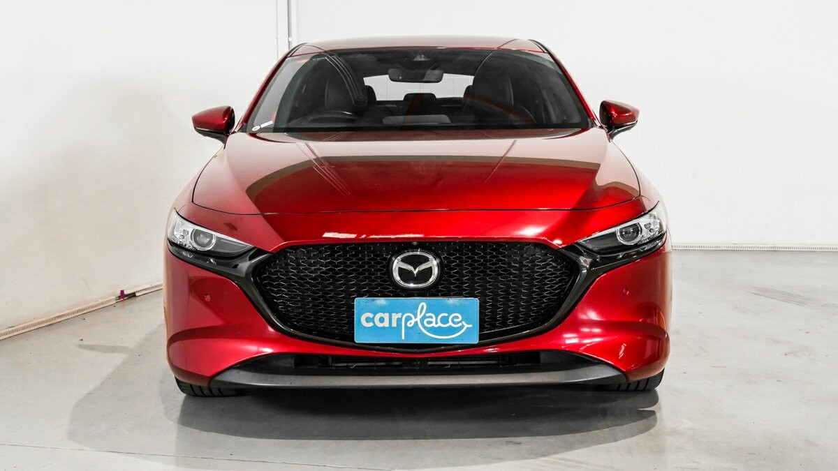 Mazda 3 image 2