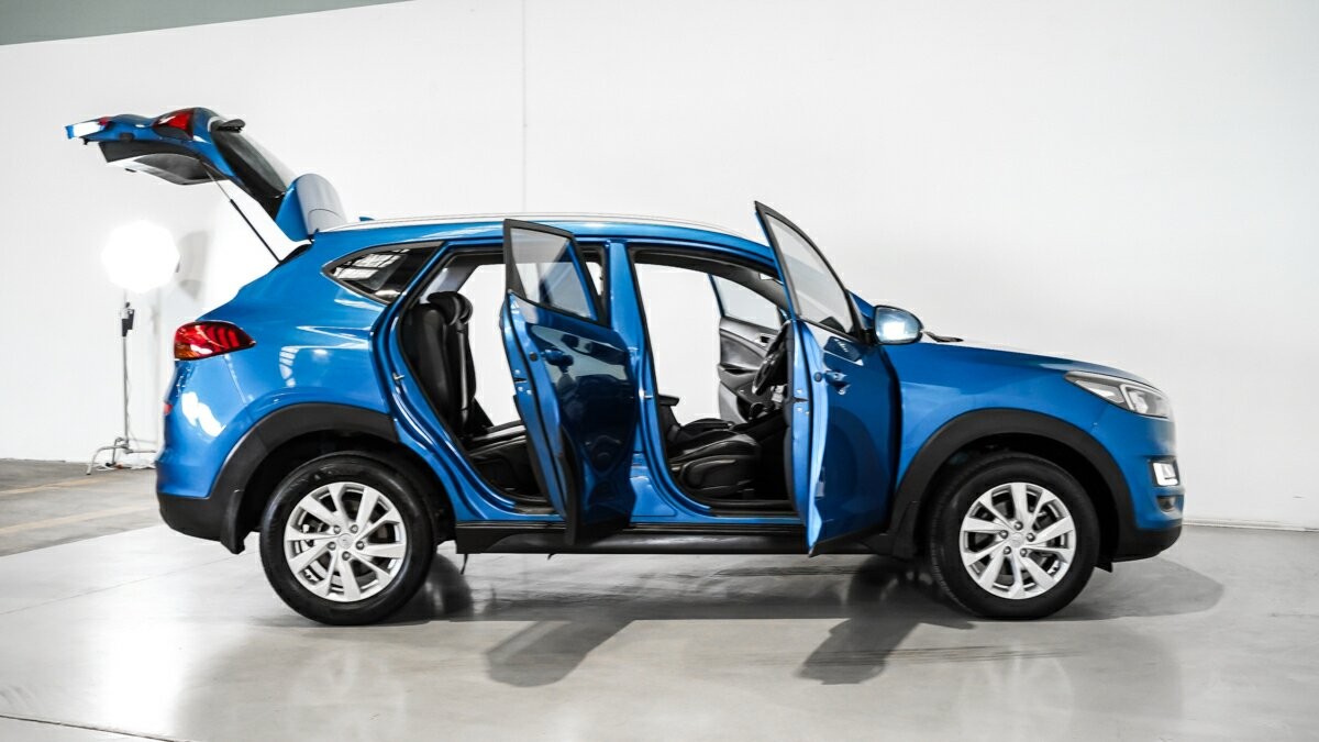 Hyundai Tucson image 4