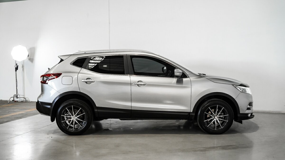 Nissan Qashqai image 3