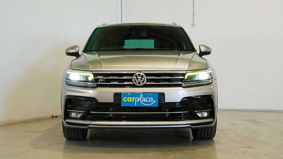 Volkswagen Tiguan image 2