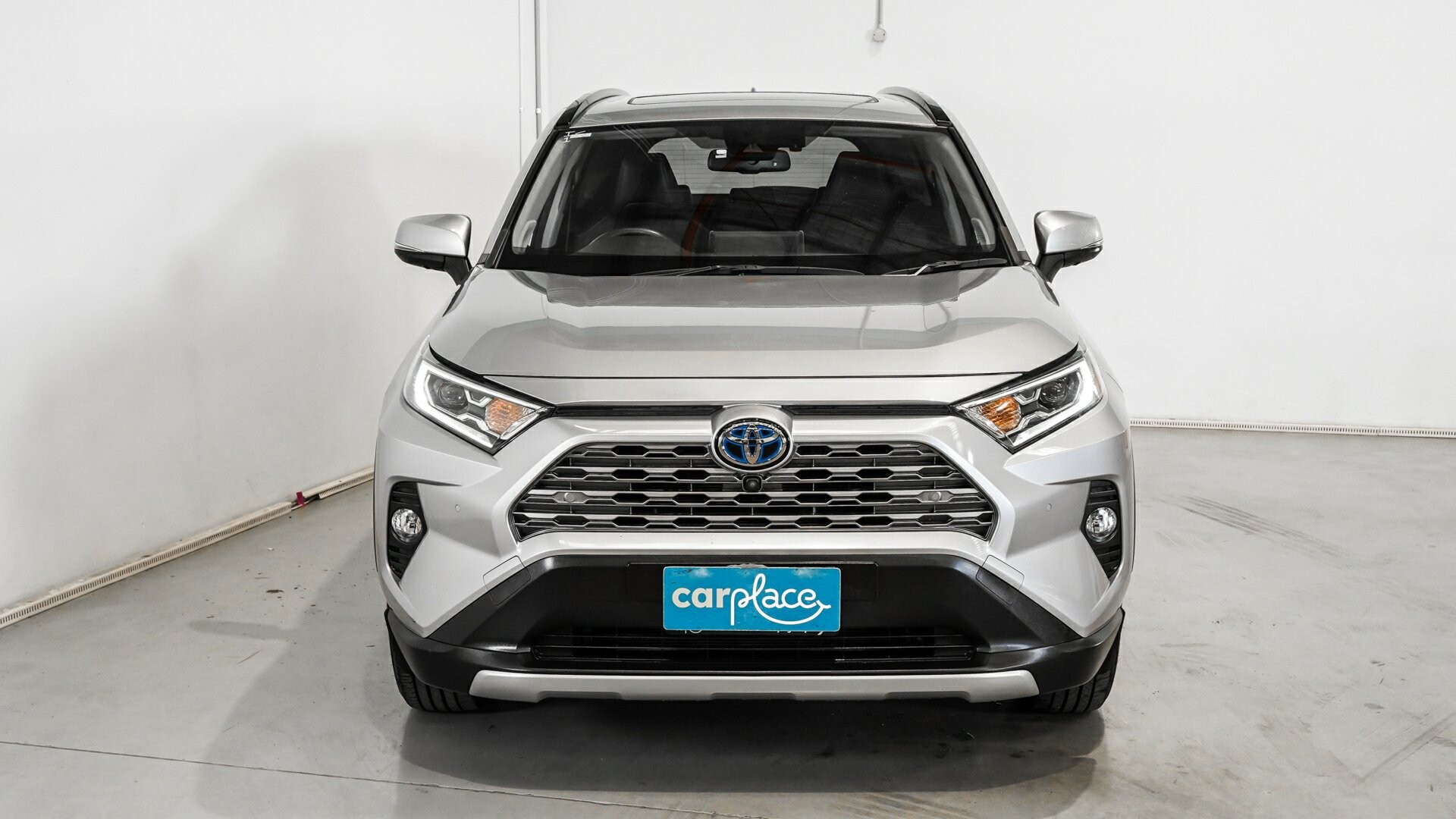 Toyota Rav4 image 2