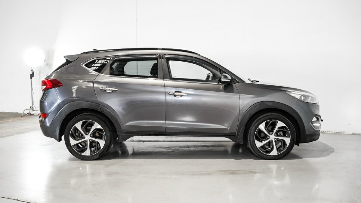 Hyundai Tucson image 3