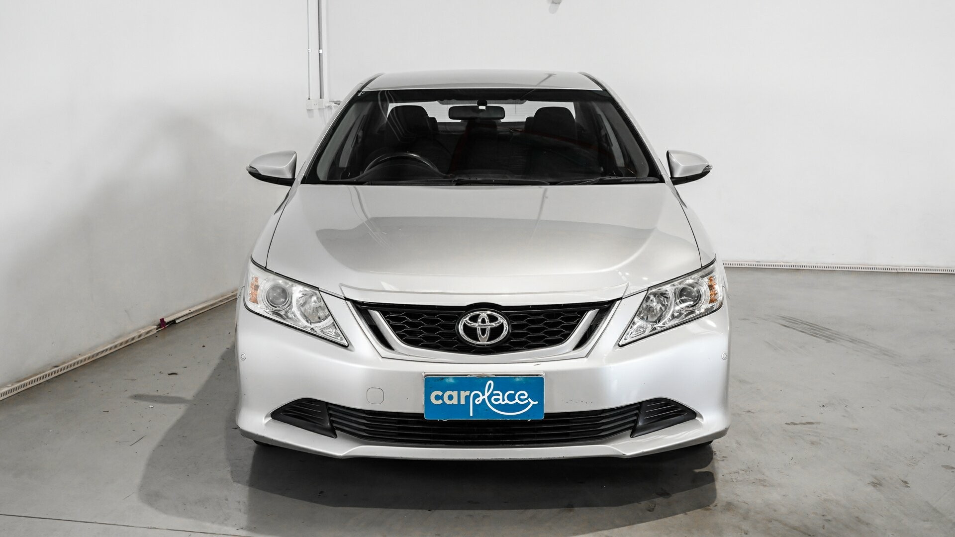 Toyota Aurion image 2