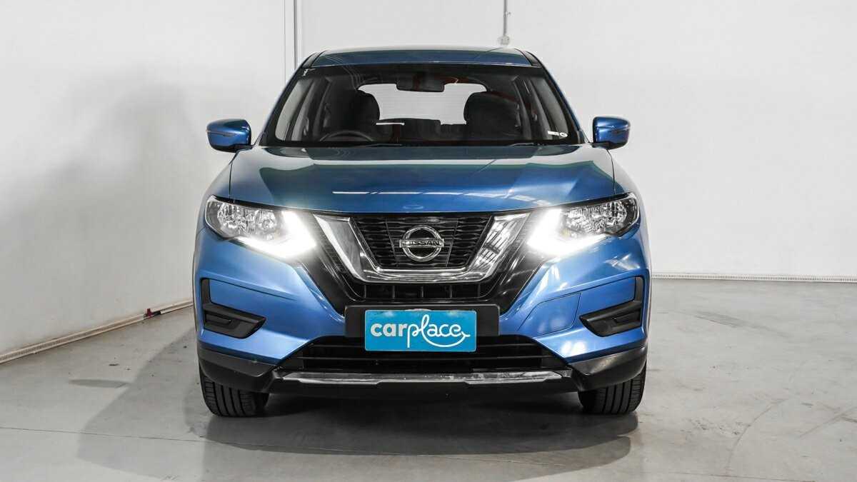 Nissan X-trail image 2