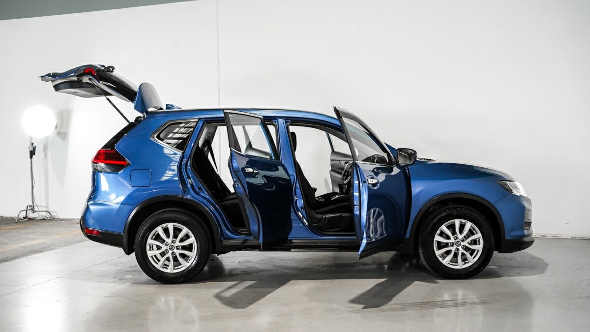 Nissan X-trail image 4