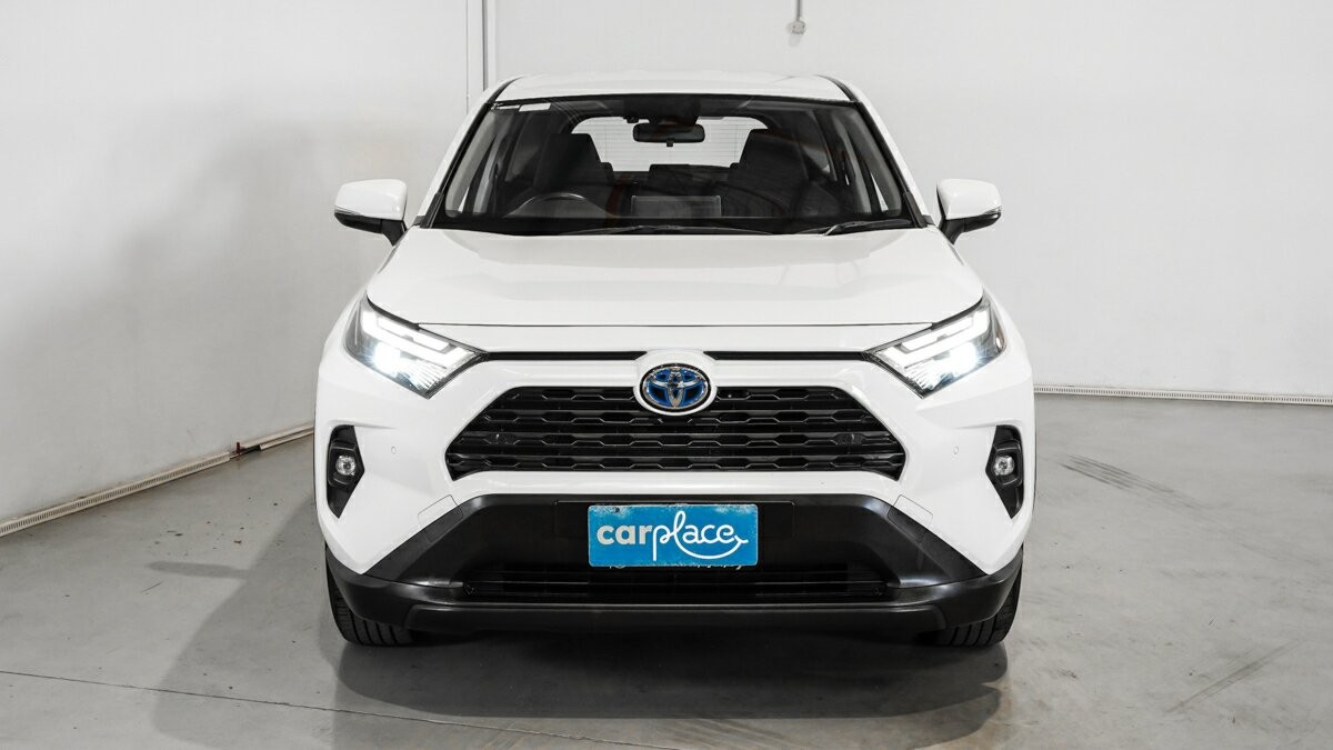 Toyota Rav4 image 2