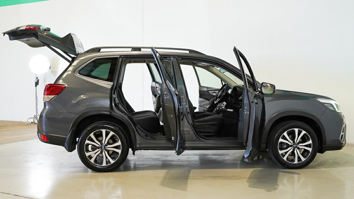 Subaru Forester image 4