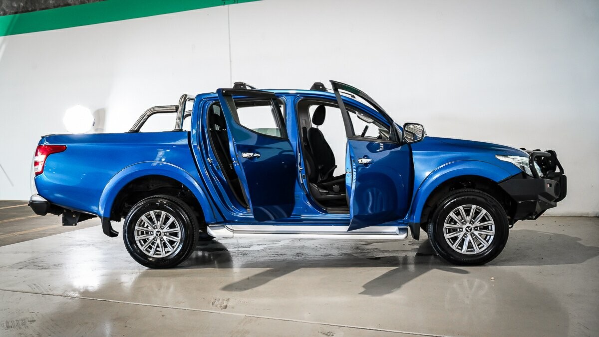 Mitsubishi Triton image 4