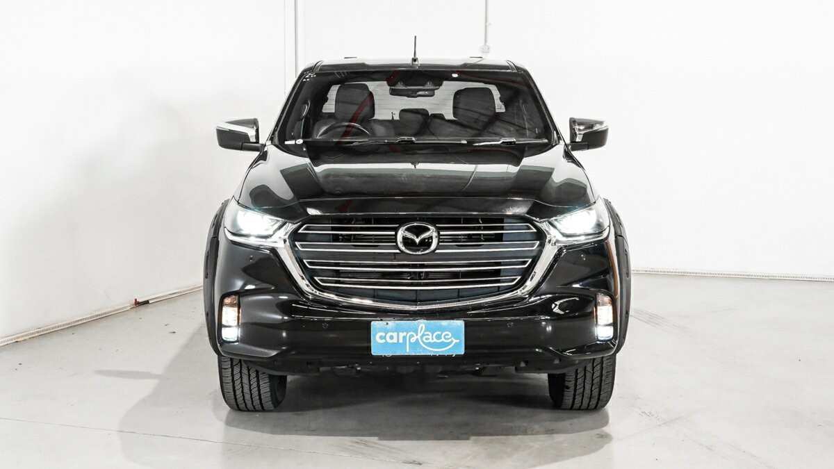 Mazda Bt-50 image 2