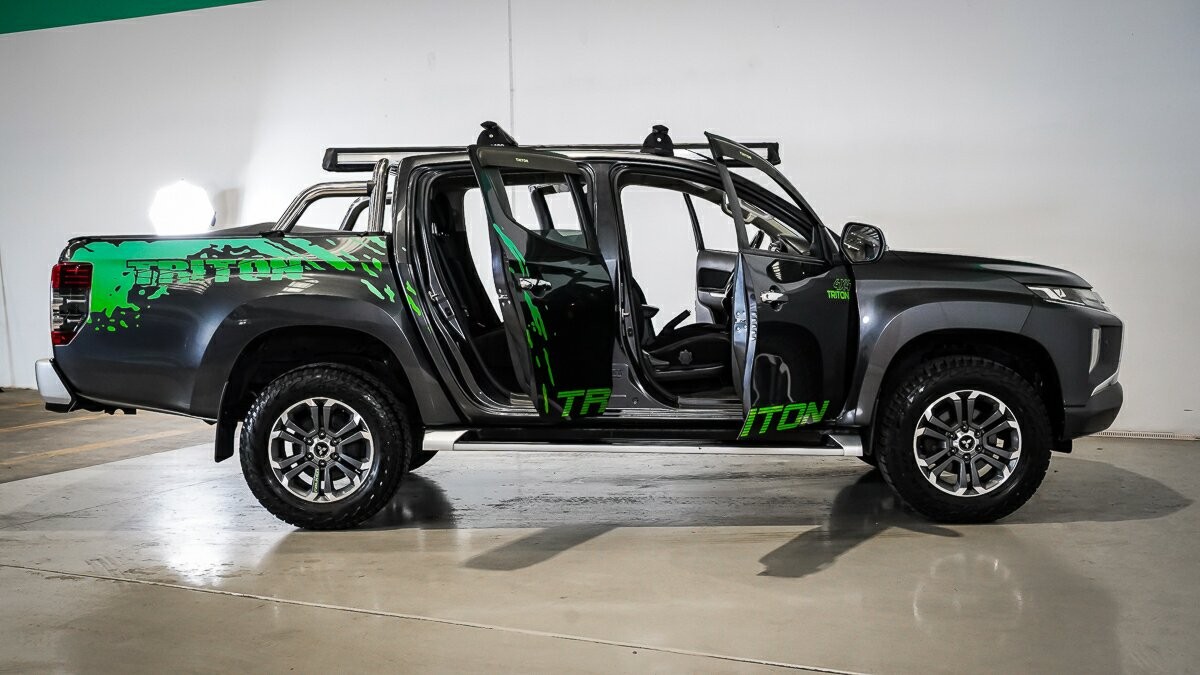 Mitsubishi Triton image 4