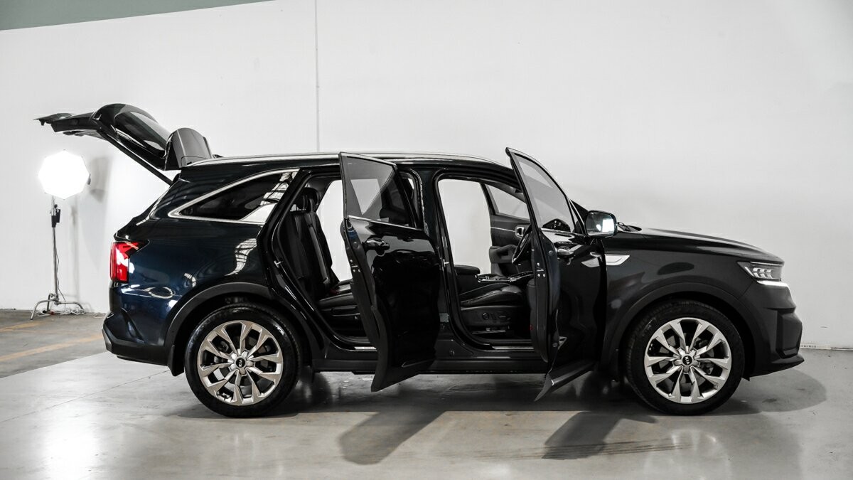 Kia Sorento image 4