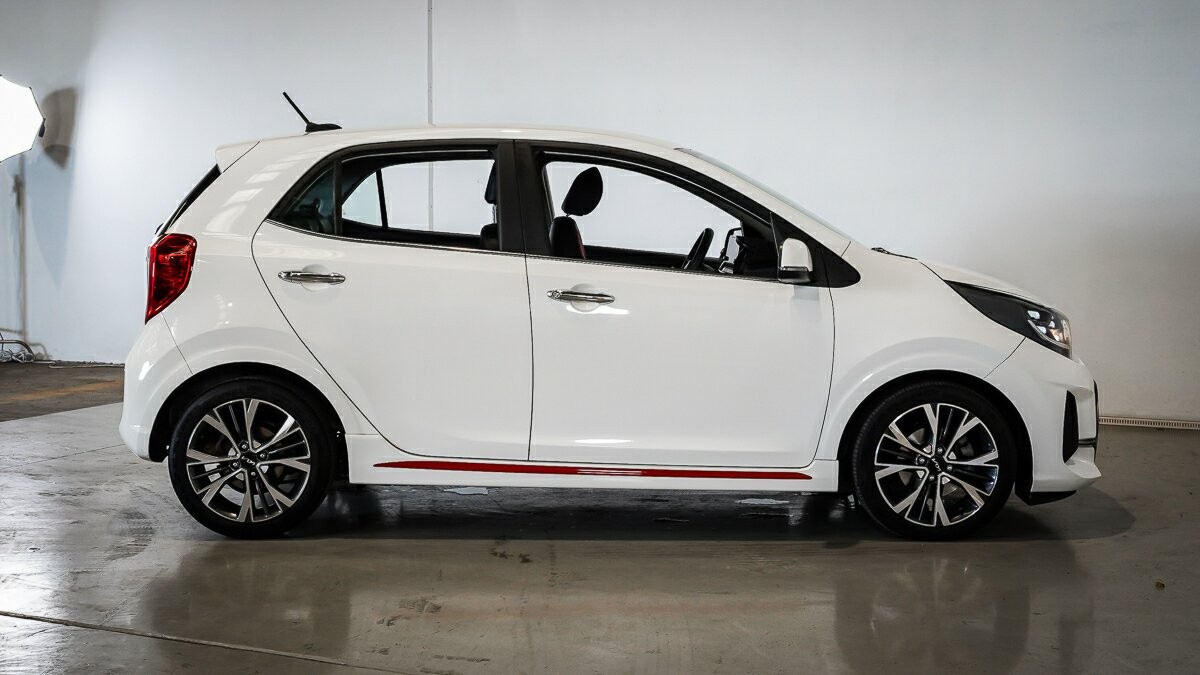 Kia Picanto image 3