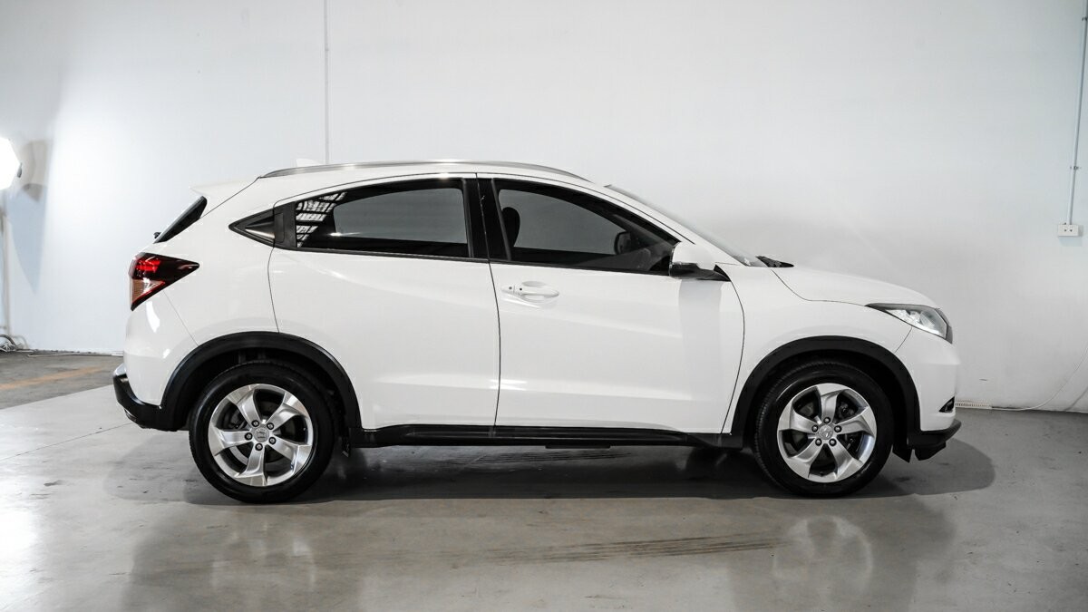 Honda Hr-v image 3