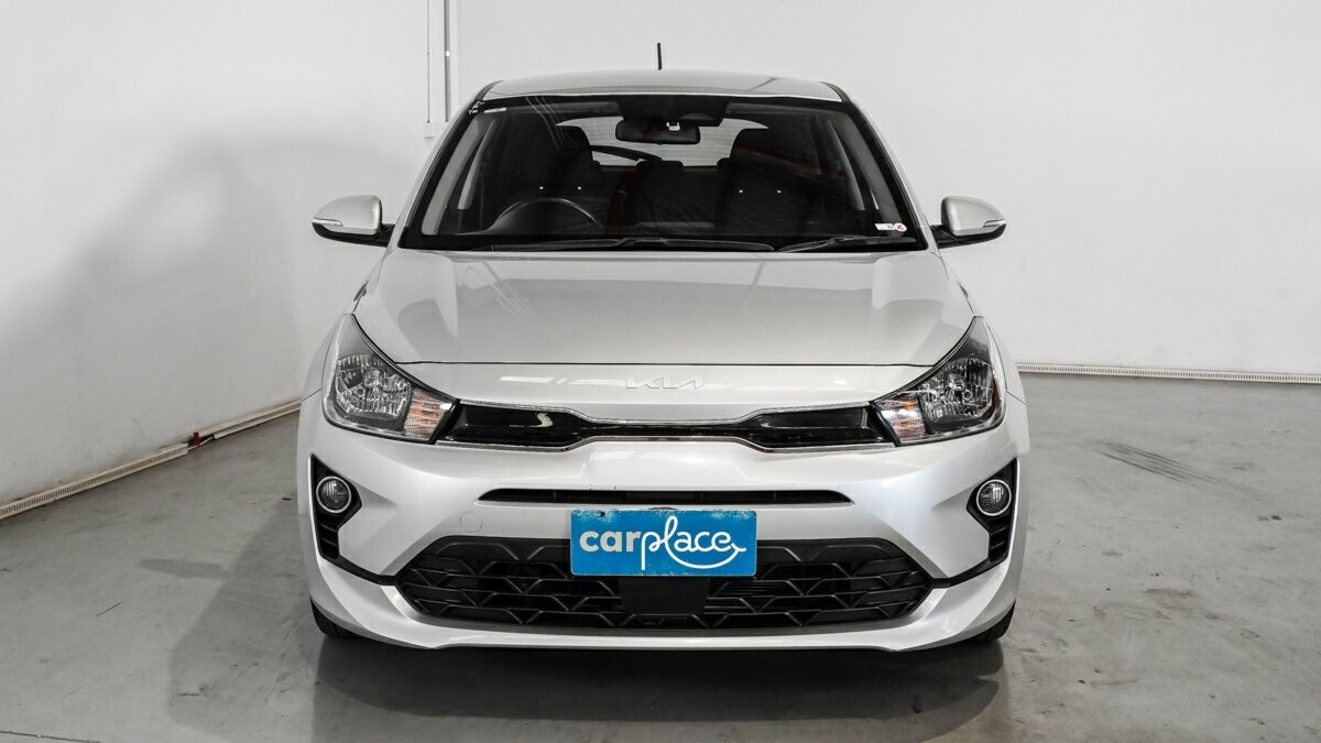 Kia Rio image 2