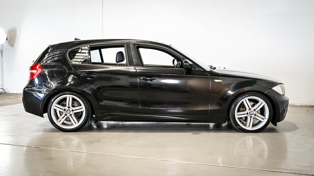 BMW 1 Series image 3