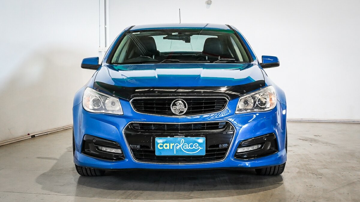 Holden Commodore image 2