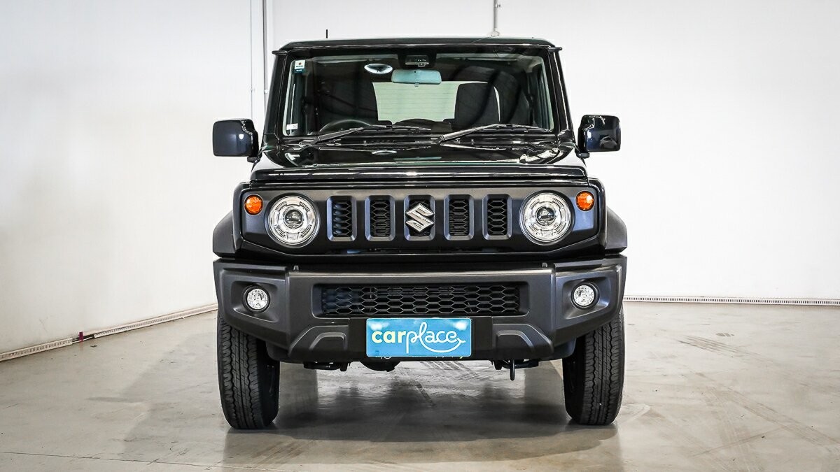 Suzuki Jimny image 2
