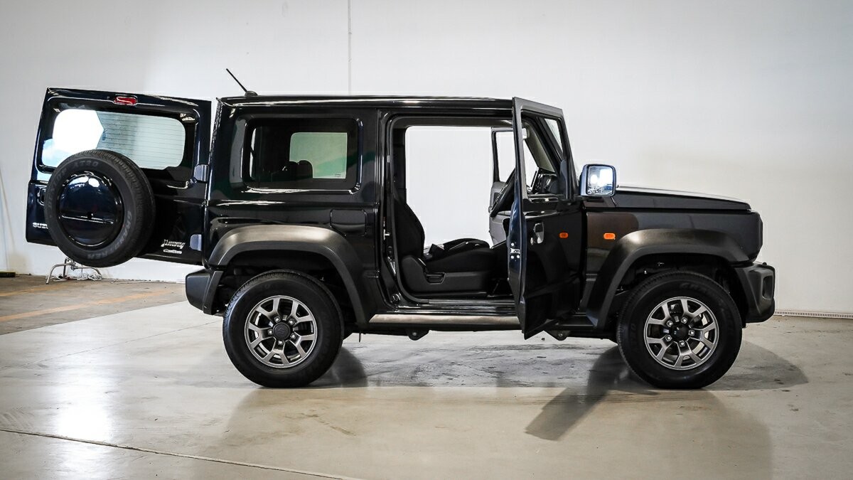Suzuki Jimny image 4