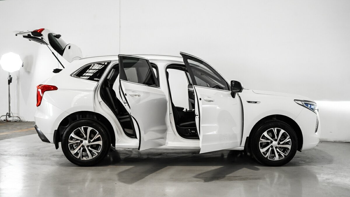 Gwm Haval Jolion image 4