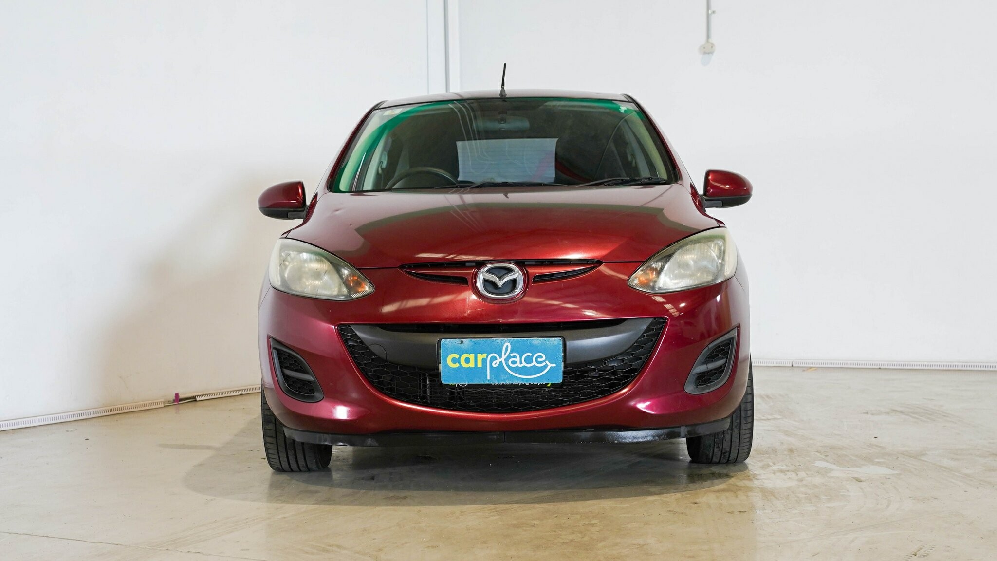 Mazda 2 image 2