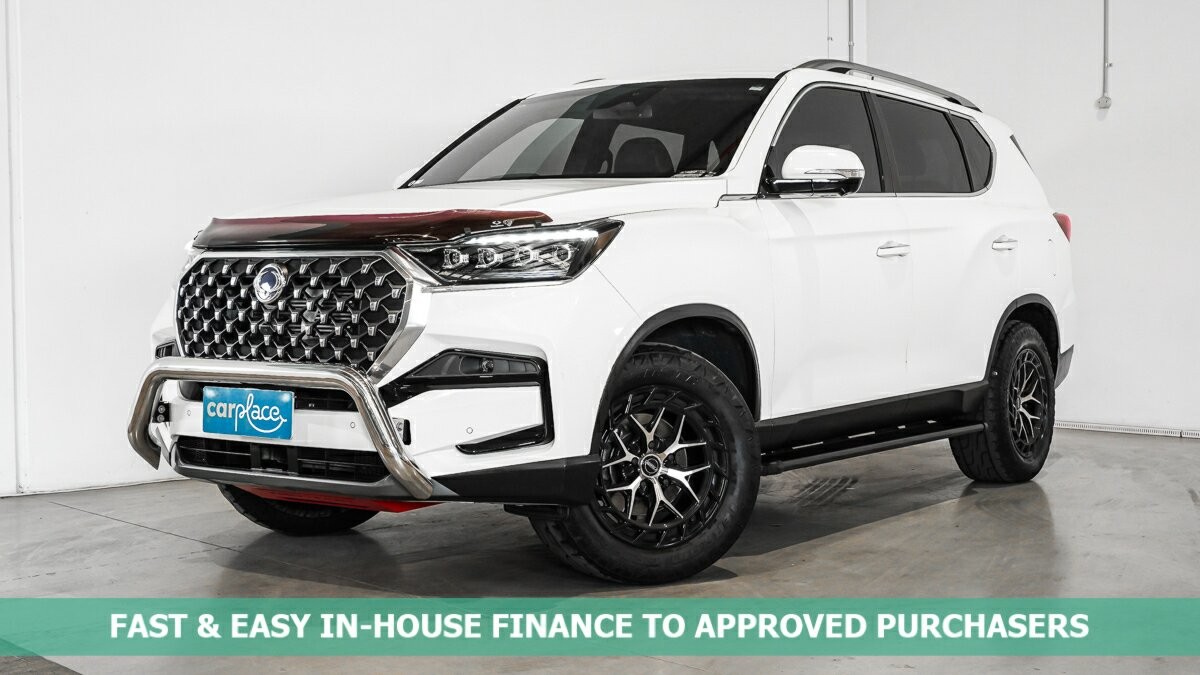 Ssangyong Rexton image 1