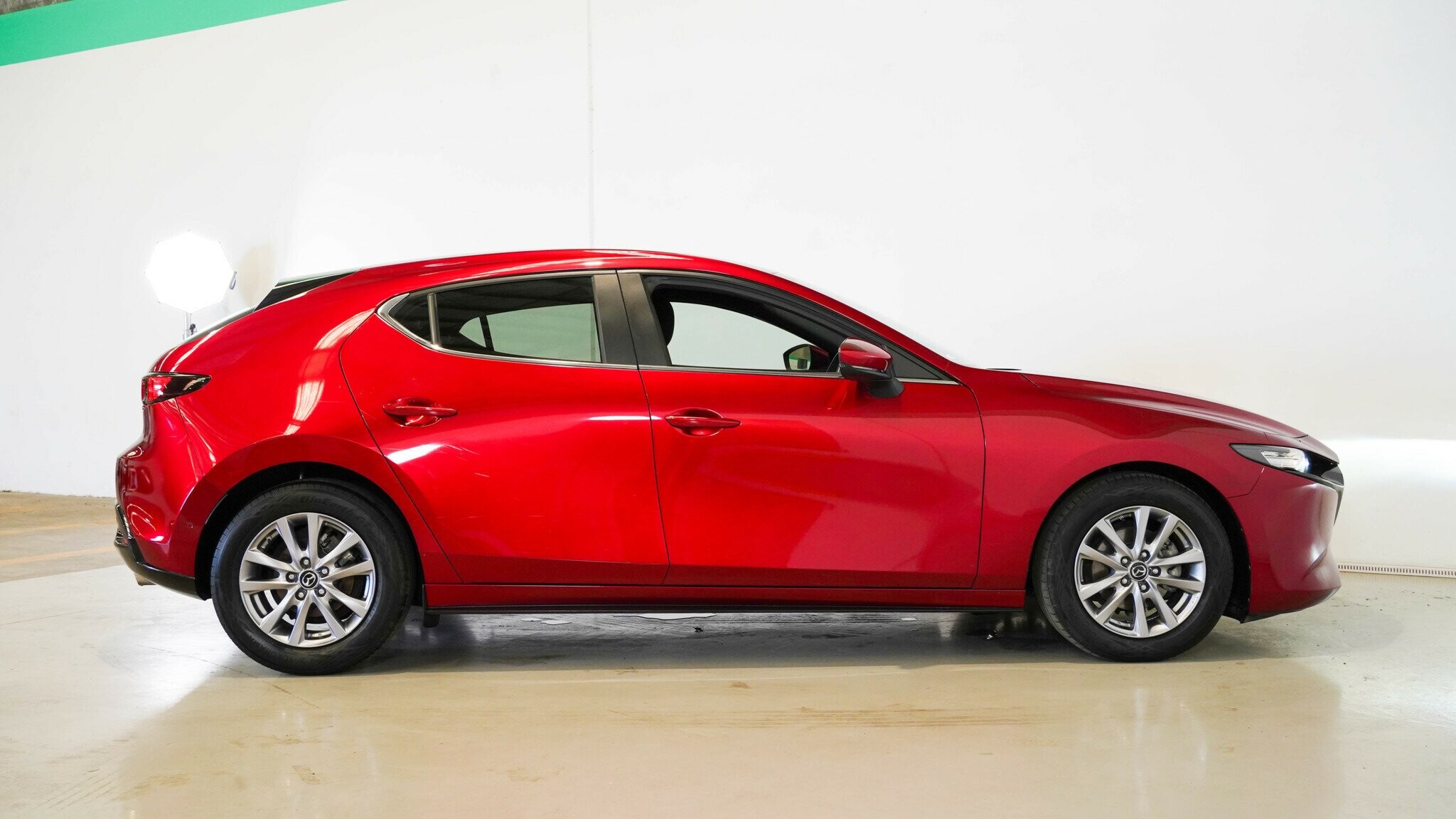 Mazda 3 image 3
