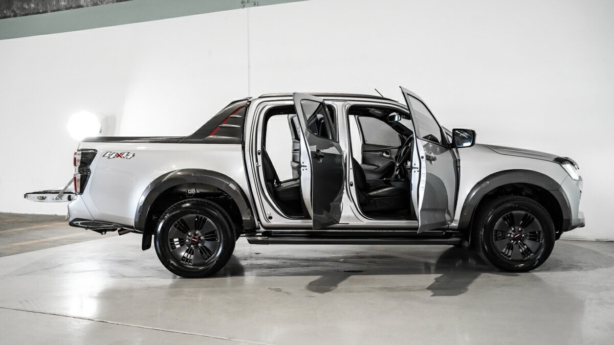 Isuzu D-max image 4
