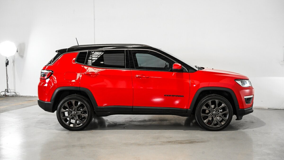 Jeep Compass image 3