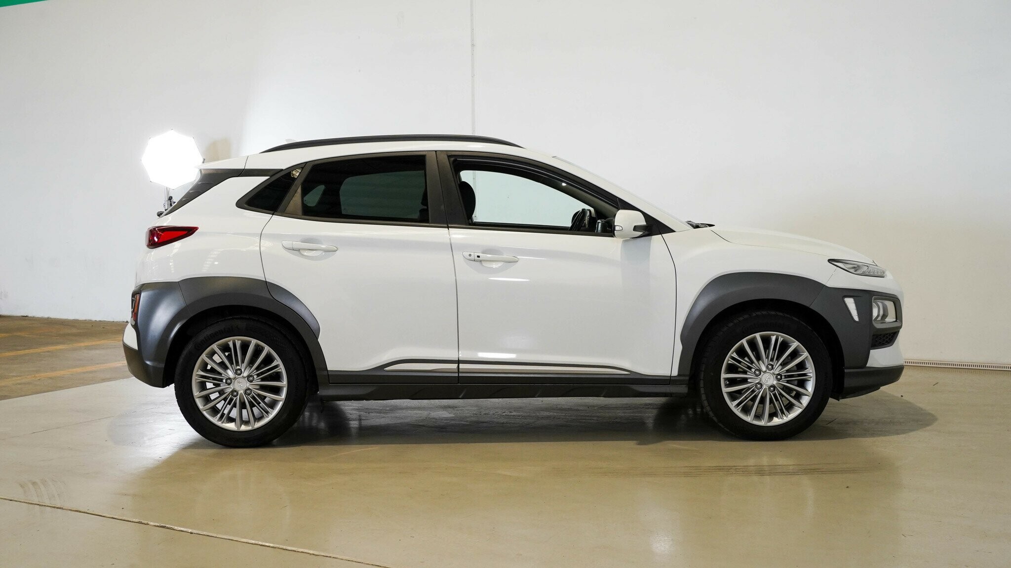 Hyundai Kona image 3