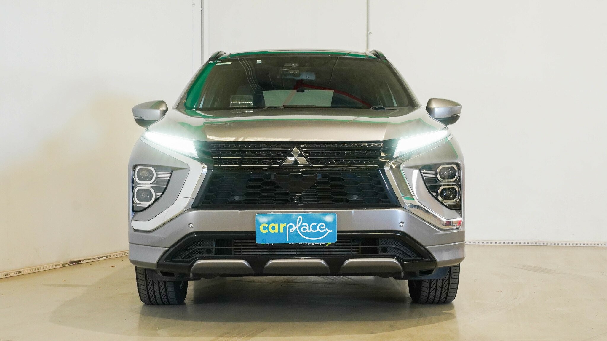 Mitsubishi Eclipse Cross image 2