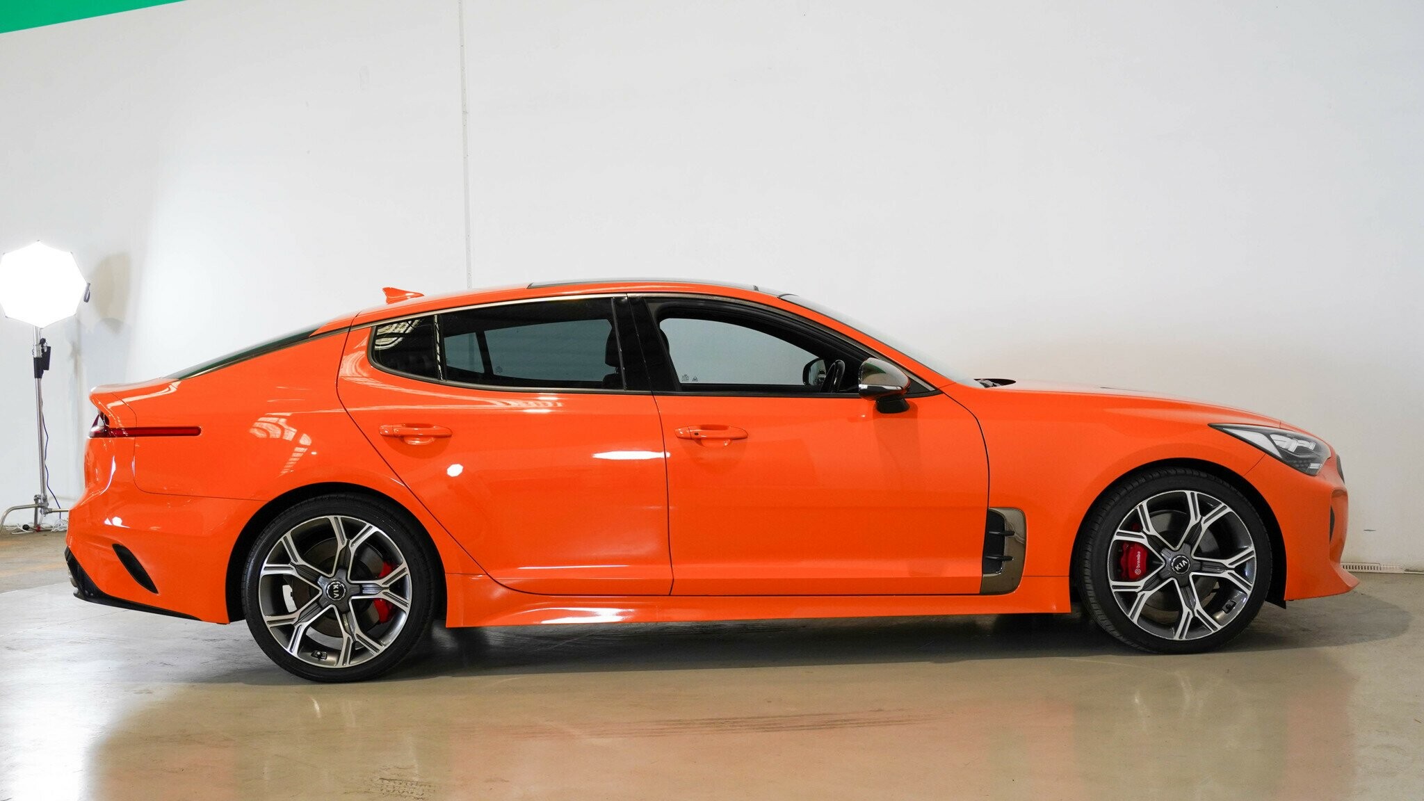 Kia Stinger image 3