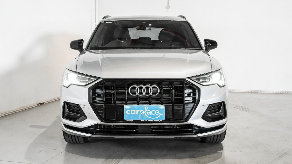 Audi Q3 image 2