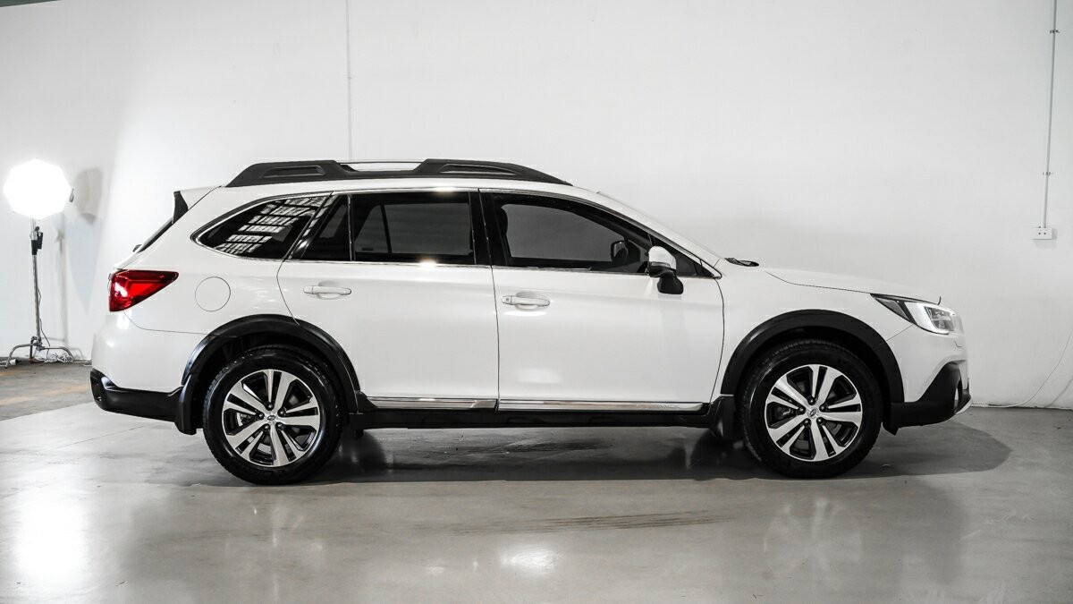 Subaru Outback image 3