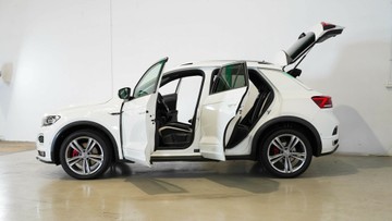 https://vehicle-cdn.autoleague.cloud/34110_1208753_15.jpg