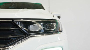 https://vehicle-cdn.autoleague.cloud/34110_1208753_20.jpg