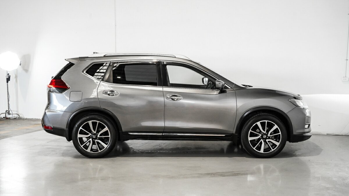 Nissan X-trail image 3