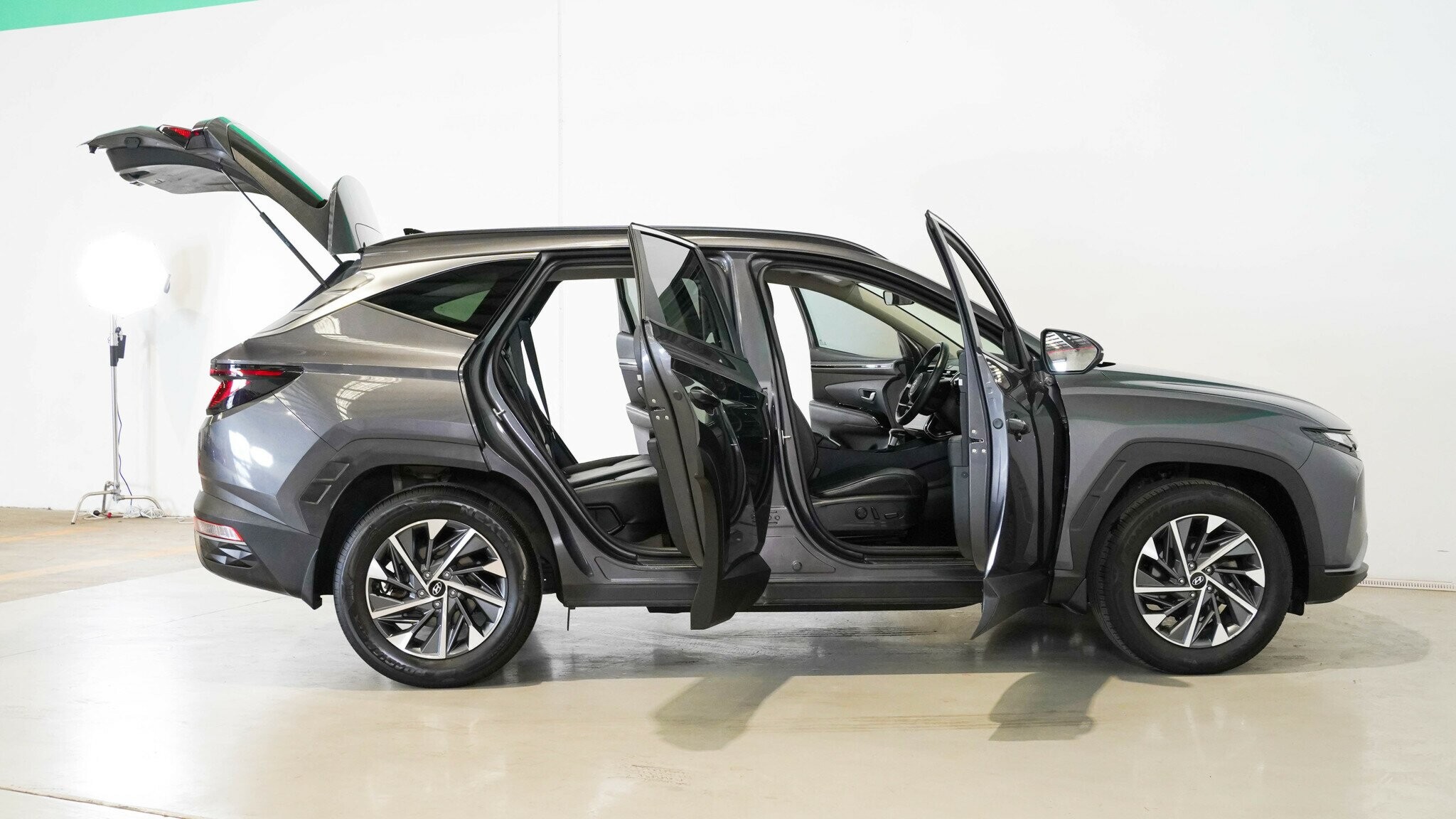 Hyundai Tucson image 4