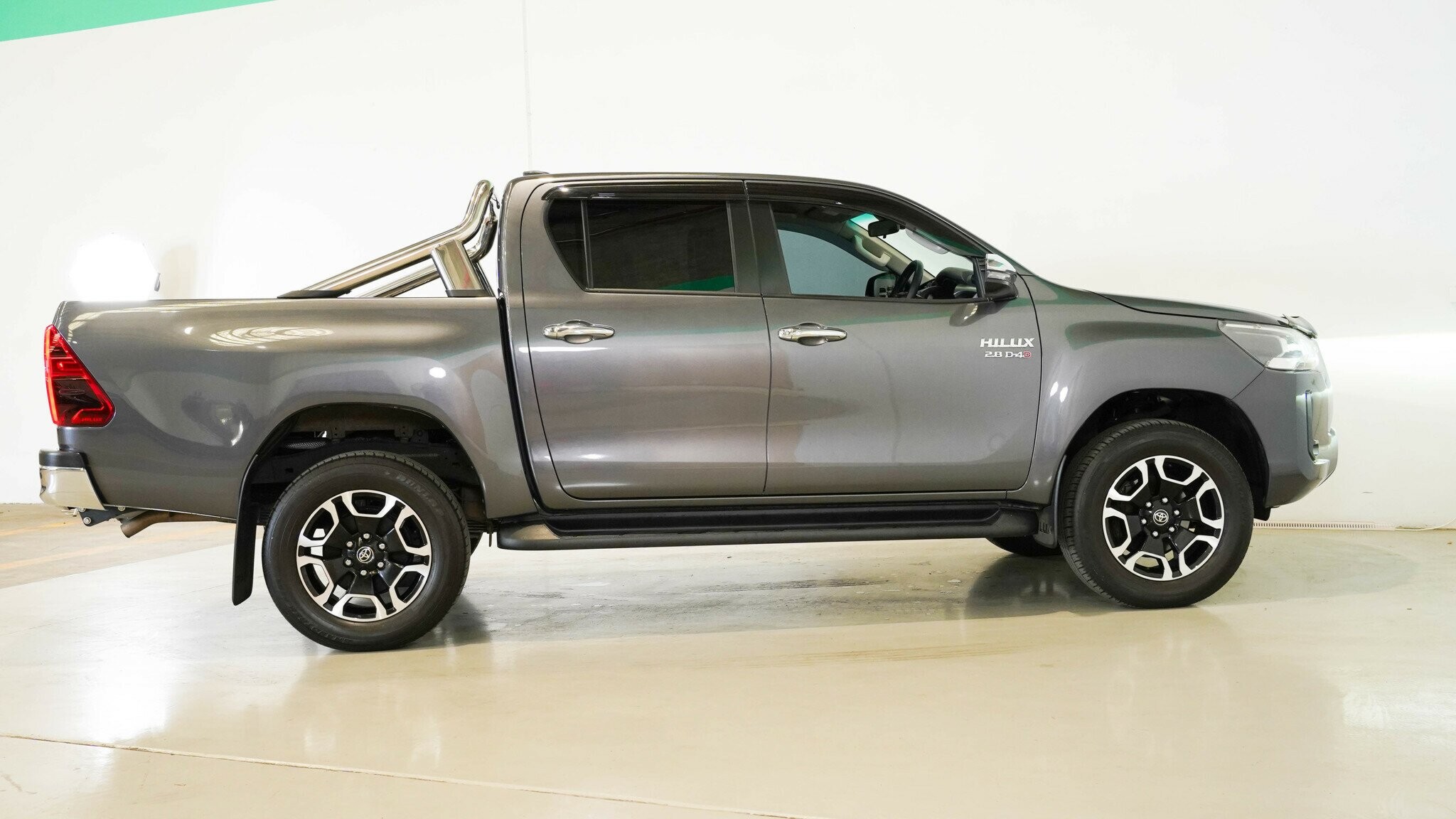 Toyota Hilux image 3