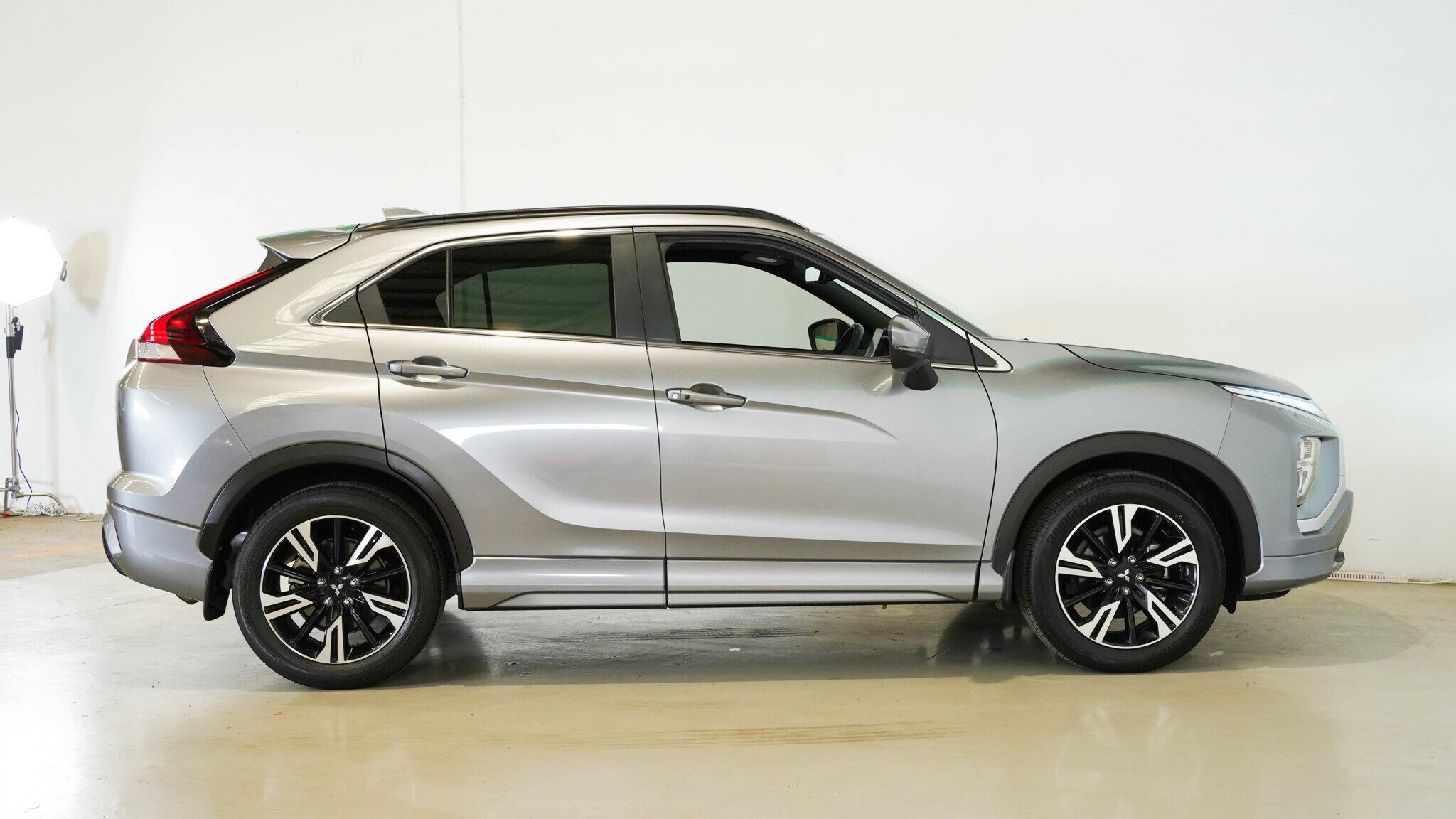 Mitsubishi Eclipse Cross image 3