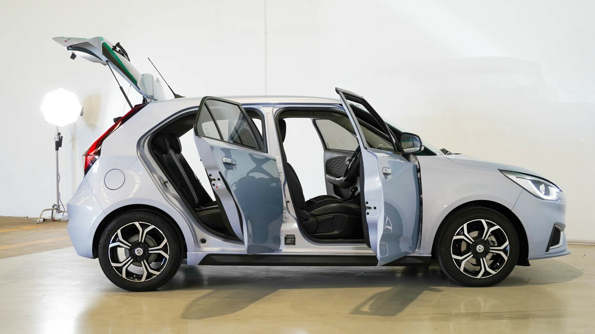 MG Mg3 image 4
