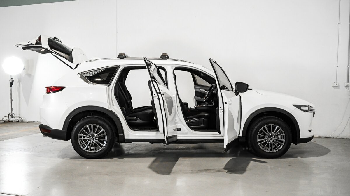 Mazda Cx-8 image 4
