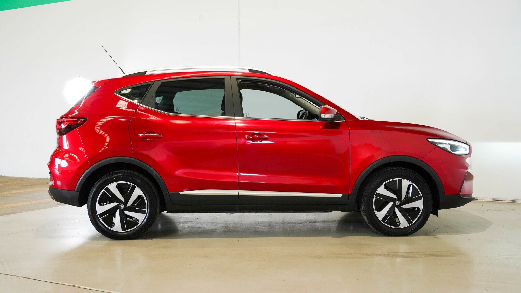 MG Zs Ev image 3