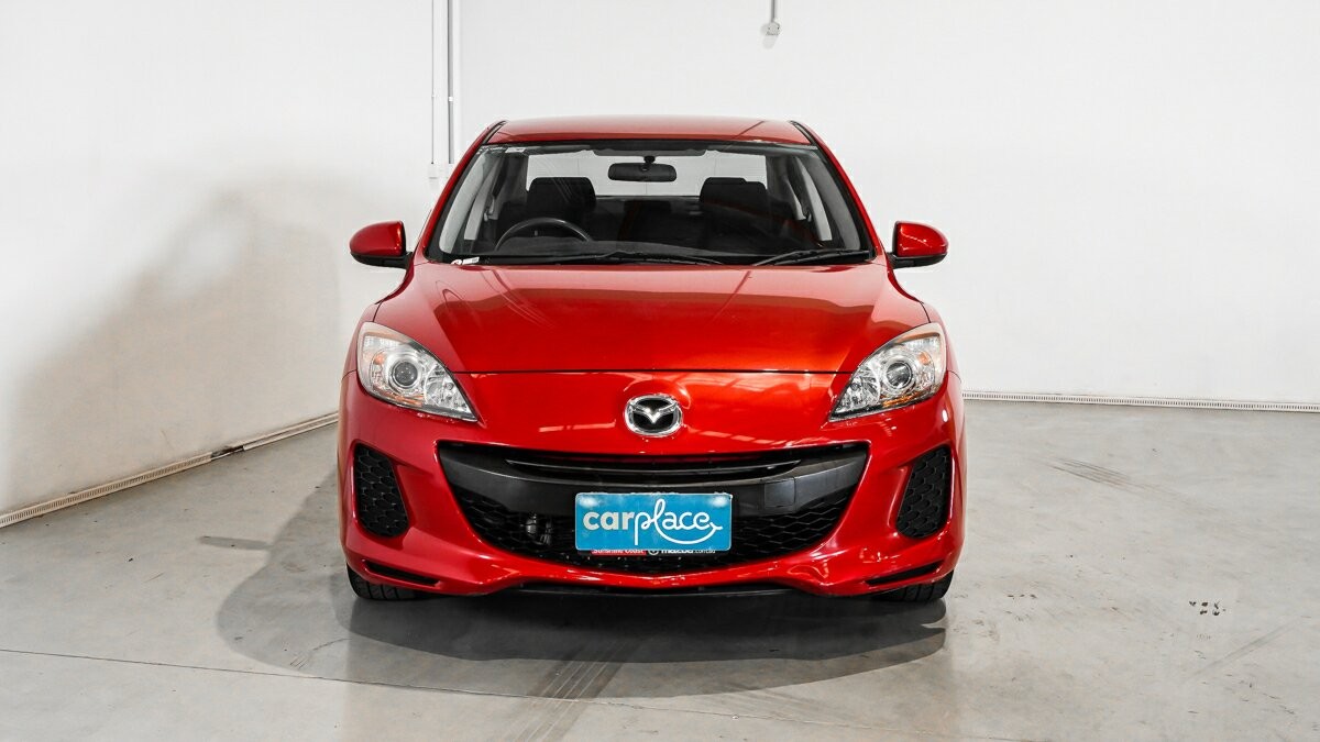 Mazda 3 image 2